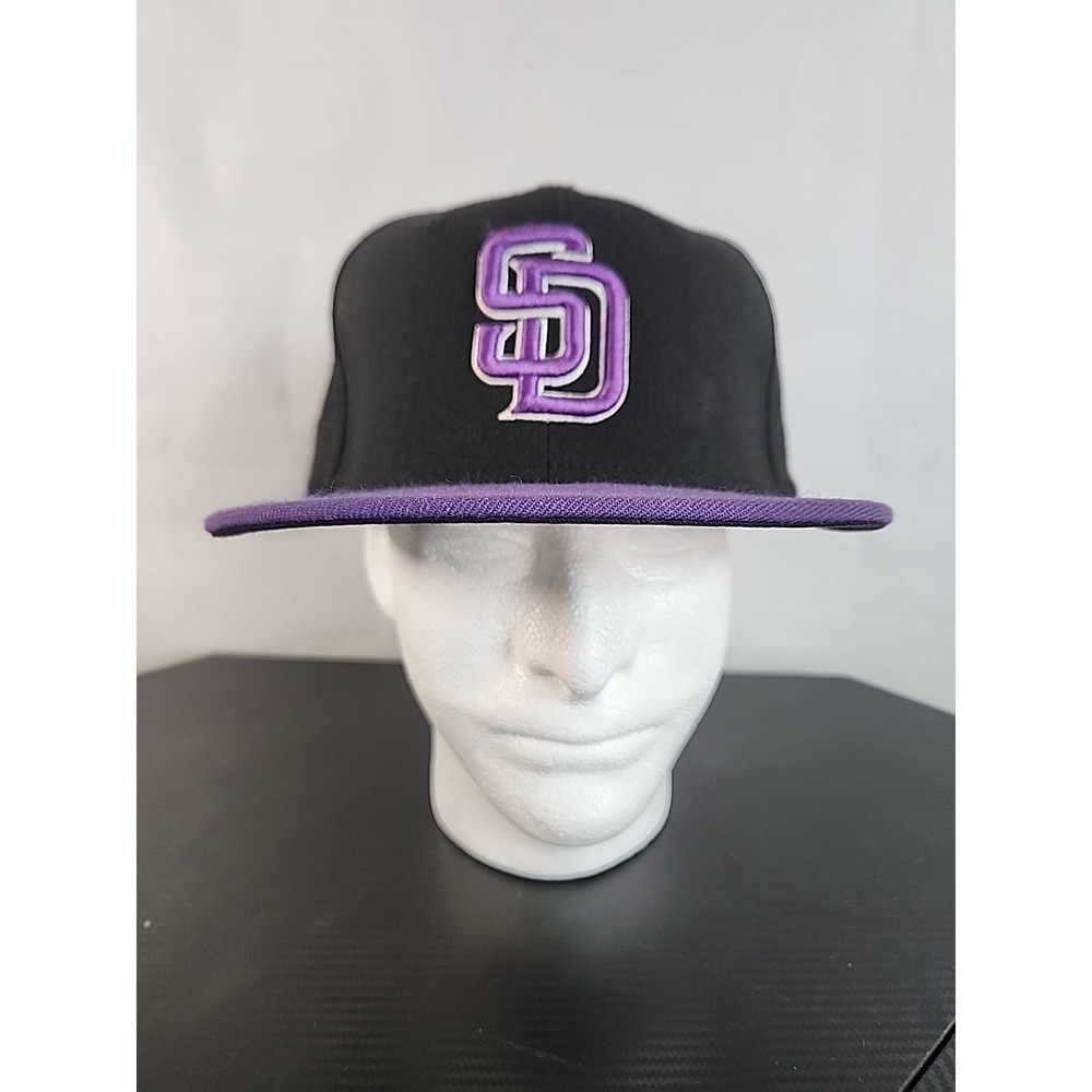 Rare San Diego Padres New Era Fitted Hat Size 7 5/8 Purple And Black